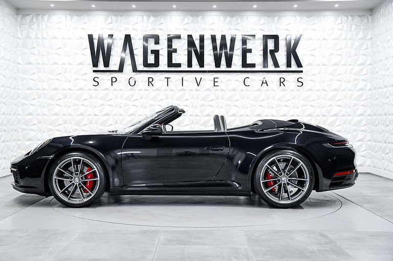 Porsche 992 Carrera 4S