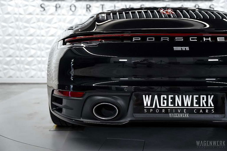 Porsche 992 Carrera 4S