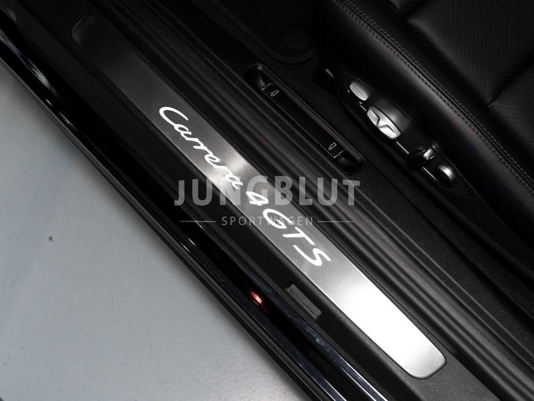 Porsche 991.2 Carrera 4 GTS