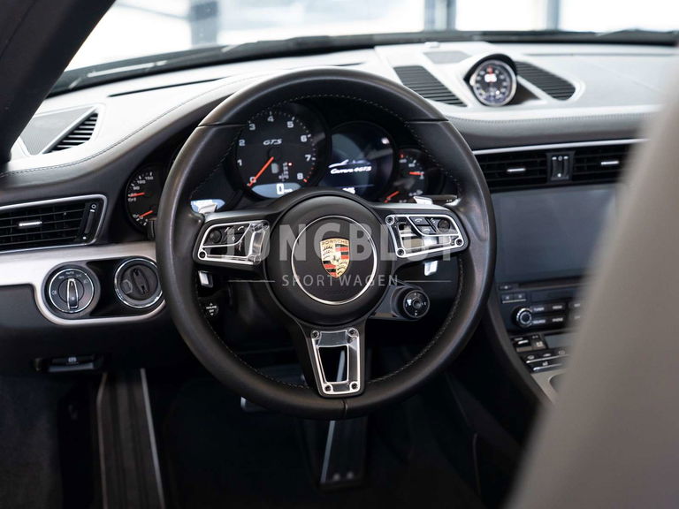 Porsche 991.2 Carrera 4 GTS