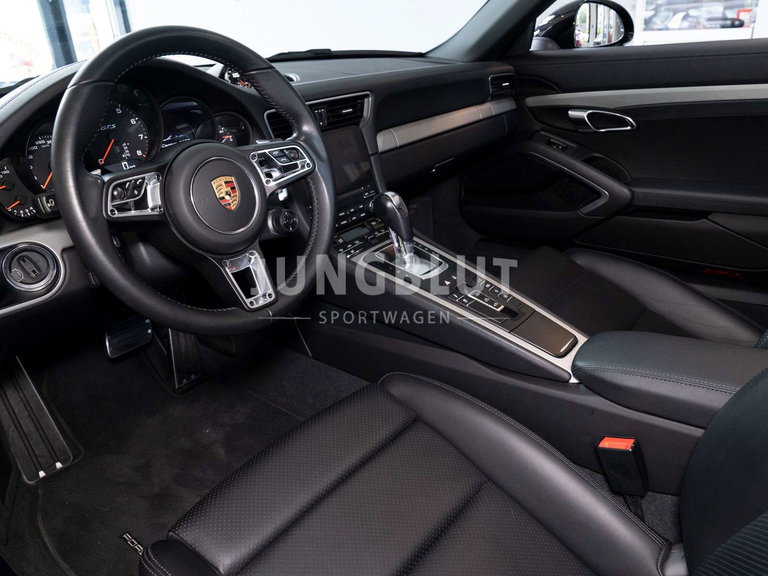 Porsche 991.2 Carrera 4 GTS