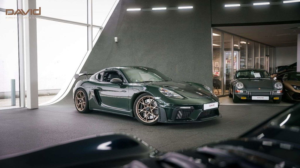 Porsche 718 Cayman GT4 RS