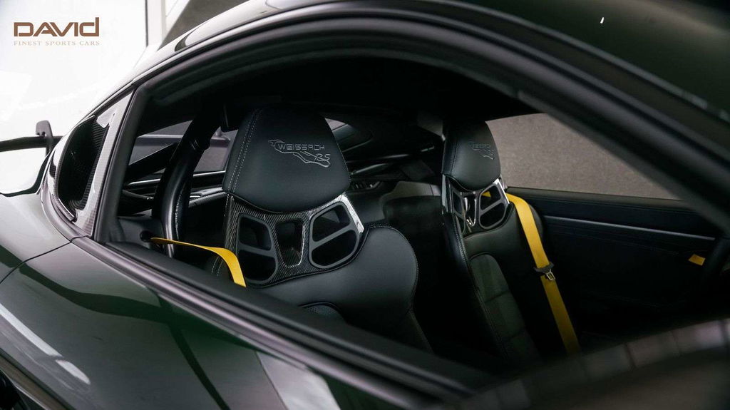 Porsche 718 Cayman GT4 RS