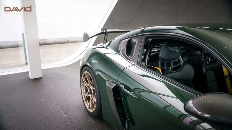 Porsche 718 Cayman GT4 RS