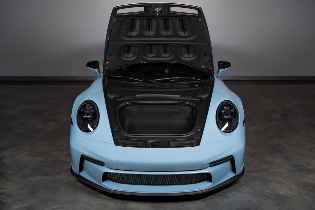 Porsche 992 GT3 Touring