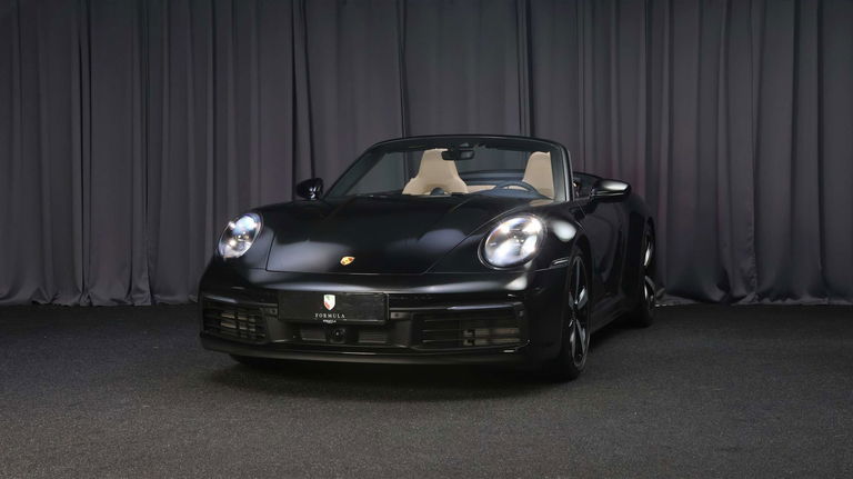 Porsche 992 Carrera 4S