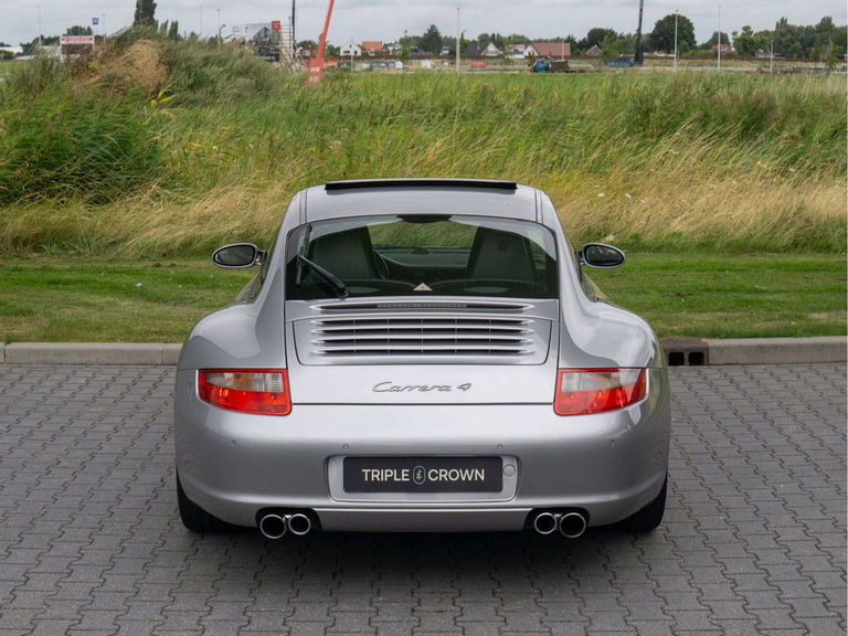 Porsche 997 Carrera 4