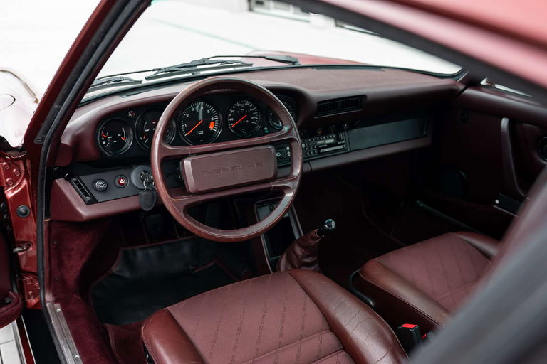 Porsche 911 Carrera 3.2