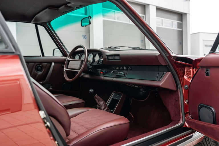 Porsche 911 Carrera 3.2