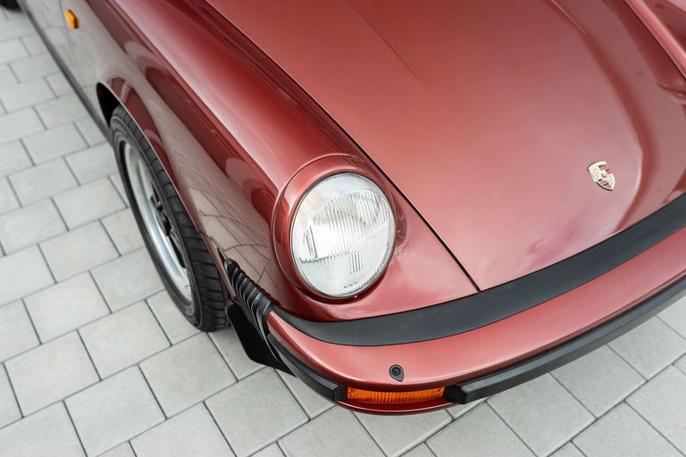 Porsche 911 Carrera 3.2