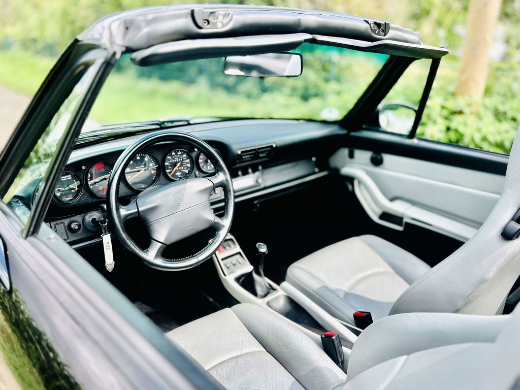 Porsche 993 Carrera