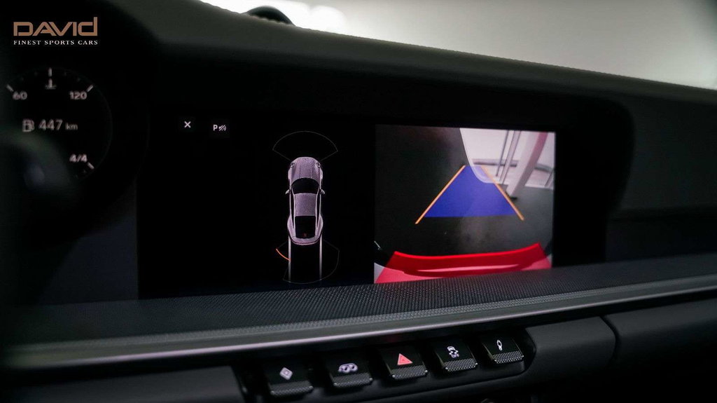 Porsche 992 Carrera 4S