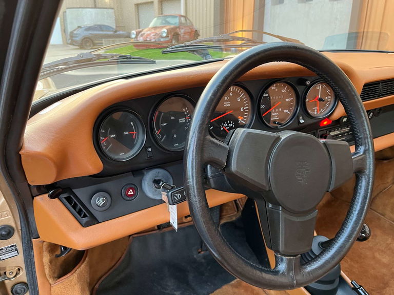 Porsche 911 Turbo 3.3 (US)