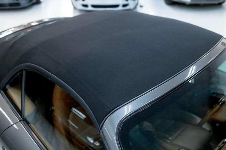 Porsche 996 Carrera 4