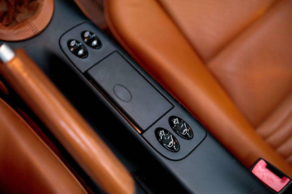 Porsche 996 Carrera 4