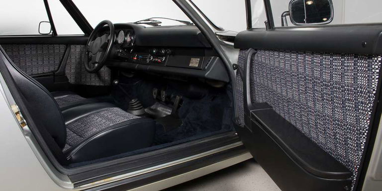 Porsche 911 „25 Jahre Jubiläumsmodell“