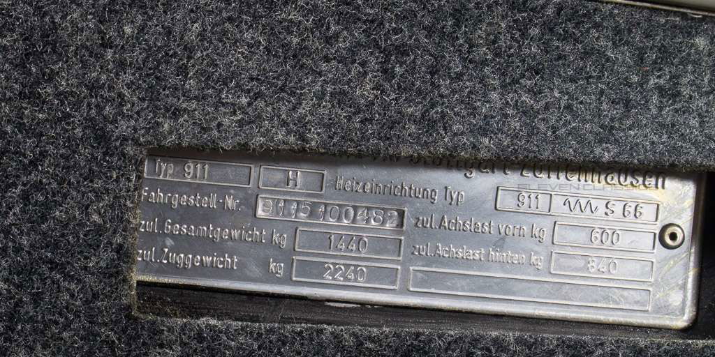 Porsche 911 „25 Jahre Jubiläumsmodell“