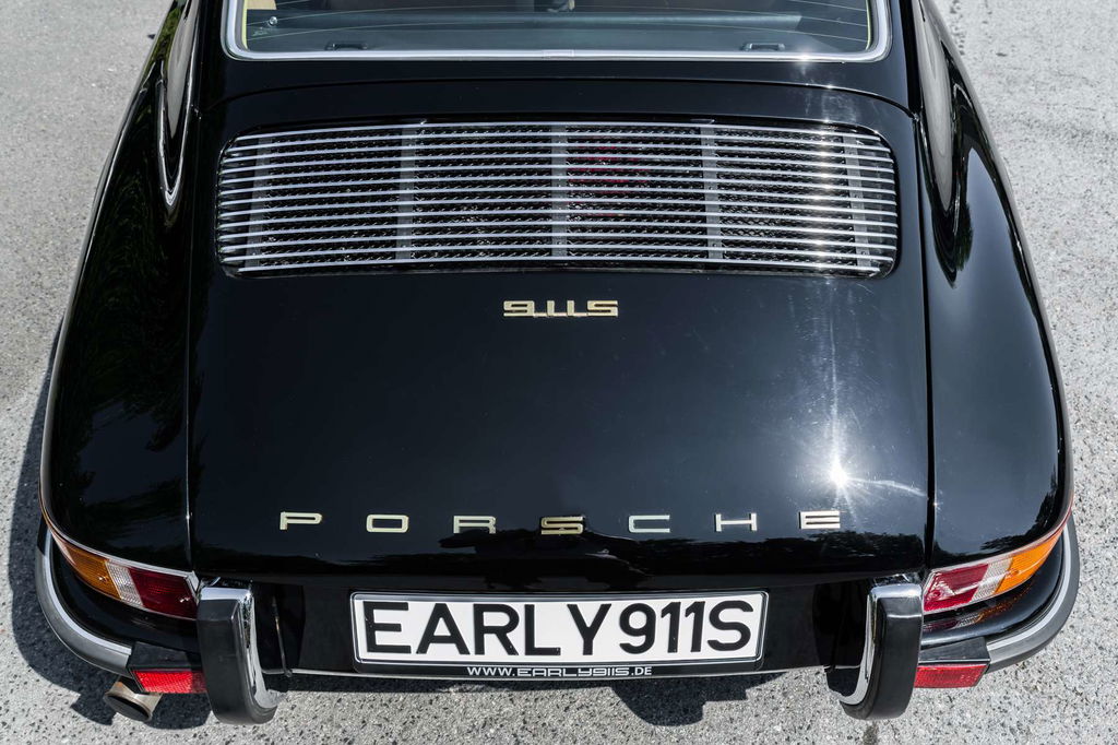 Porsche 911 S (F-Modell)