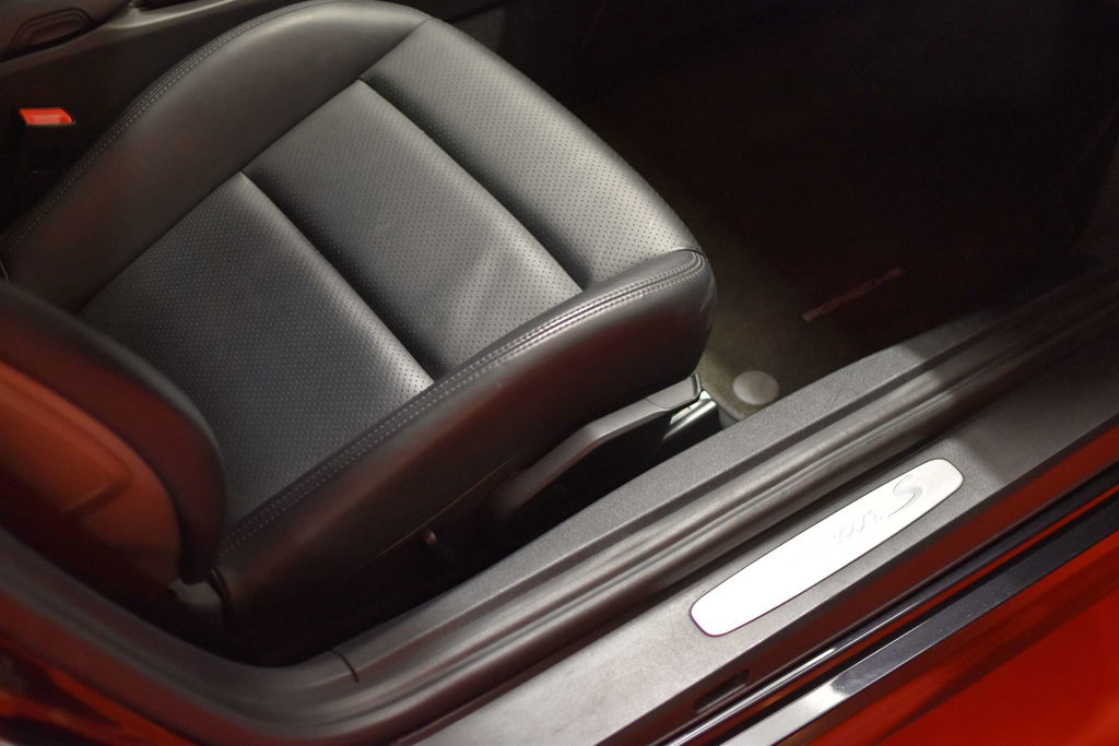 Porsche 981 Cayman S