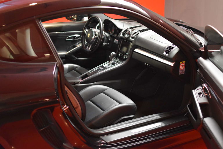 Porsche 981 Cayman S