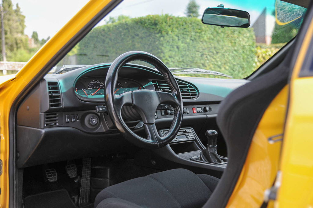 Porsche 968 Club Sport