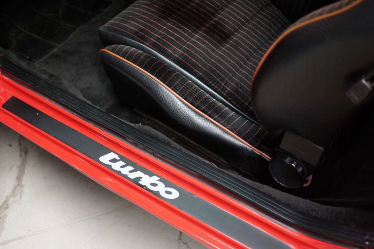 Porsche 924 Carrera GT