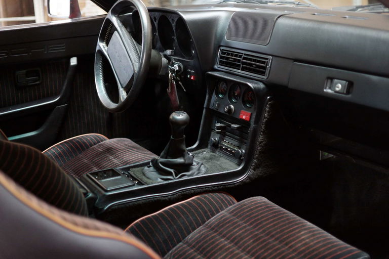 Porsche 924 Carrera GT