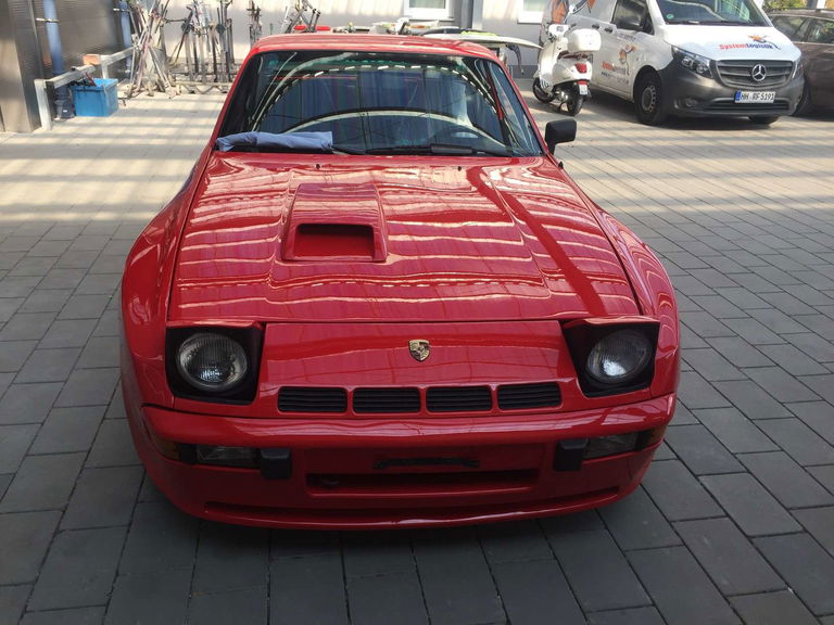 Porsche 924 Carrera GT