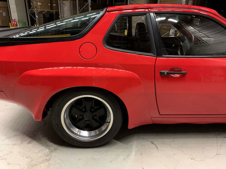 Porsche 924 Carrera GT