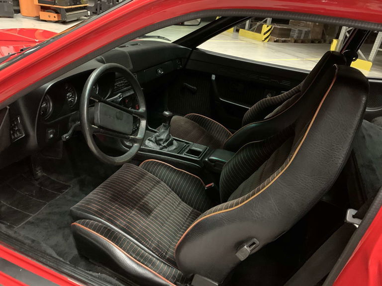 Porsche 924 Carrera GT