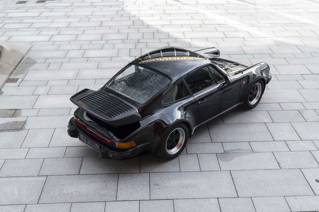 Porsche 911 Turbo 3.3