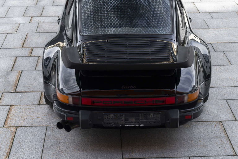 Porsche 911 Turbo 3.3