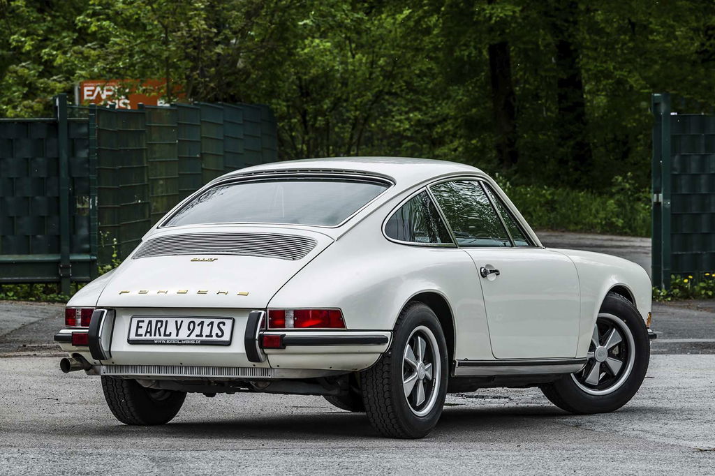 Porsche 911 T
