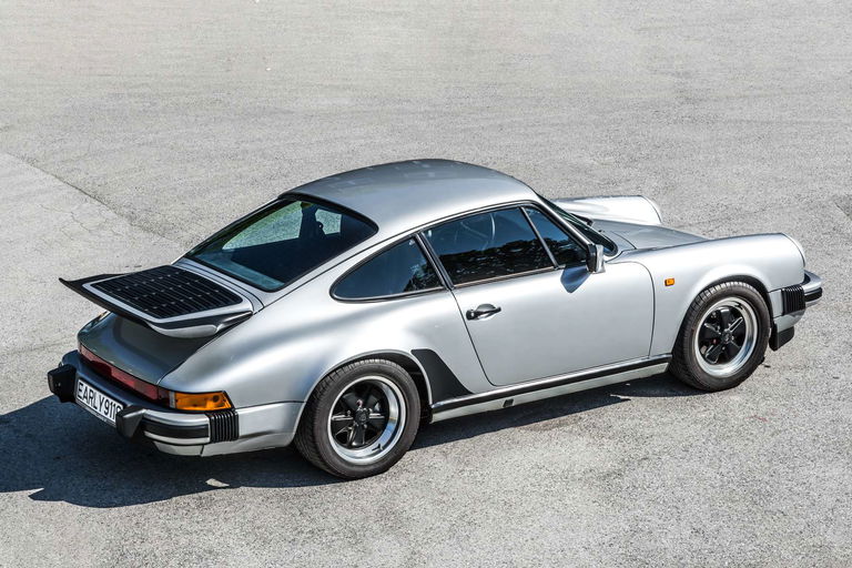 Porsche 911 Carrera 3.2 Clubsport