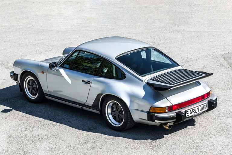Porsche 911 Carrera 3.2 Clubsport