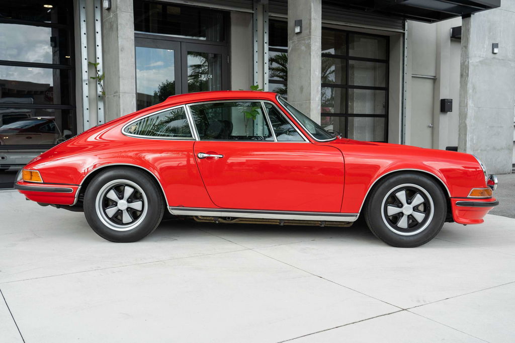 Porsche 911 T (US)
