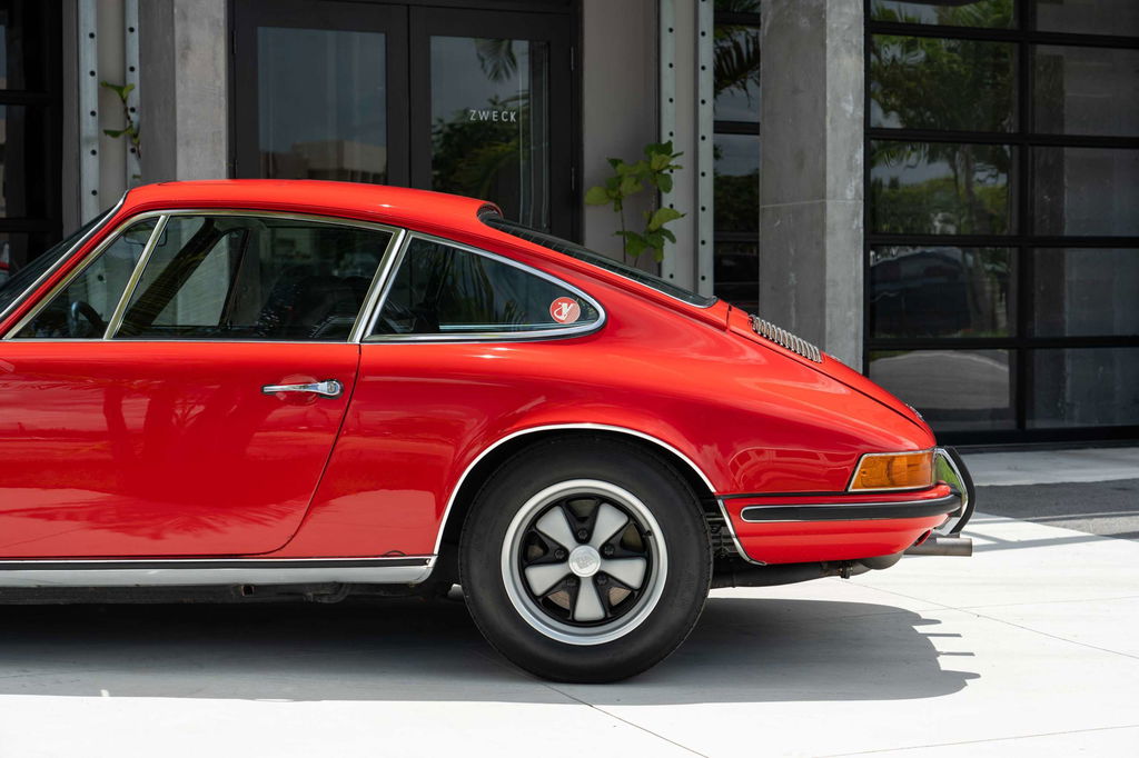 Porsche 911 T (US)