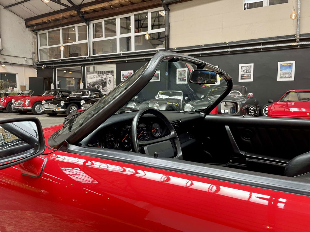 Porsche 911 Carrera 3.2 Speedster