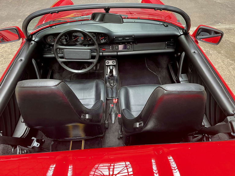 Porsche 911 Carrera 3.2 Speedster