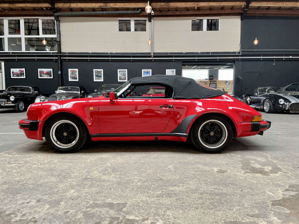 Porsche 911 Carrera 3.2 Speedster