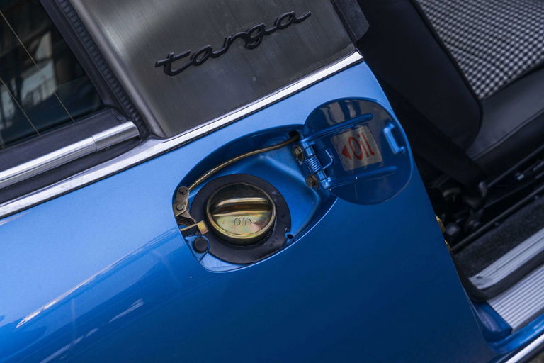 Porsche 911 S (F-Modell)