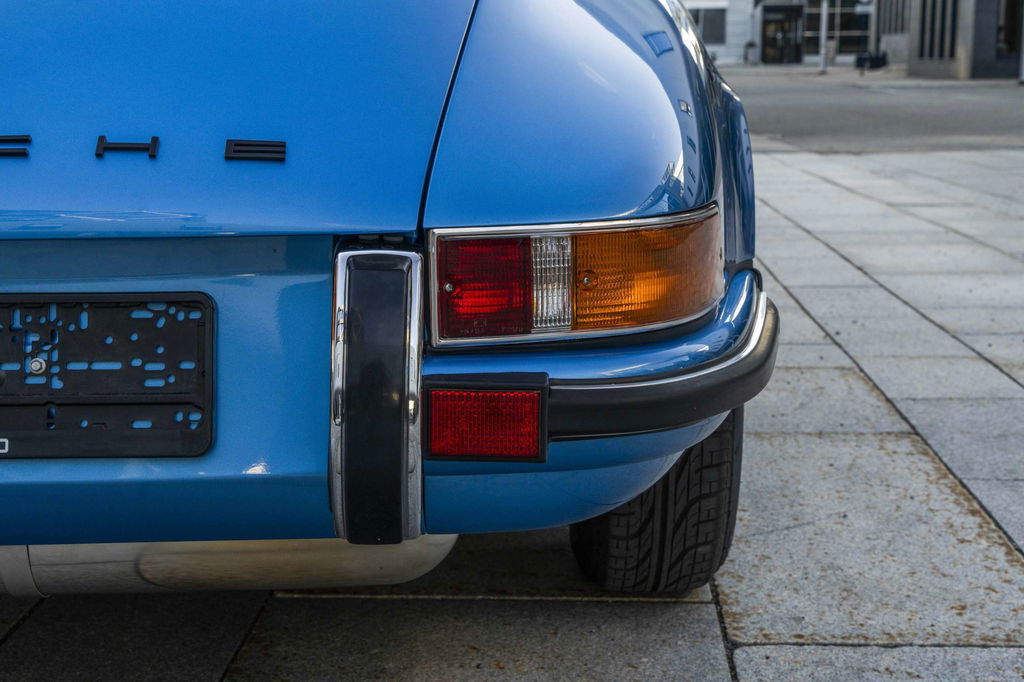 Porsche 911 S (F-Modell)