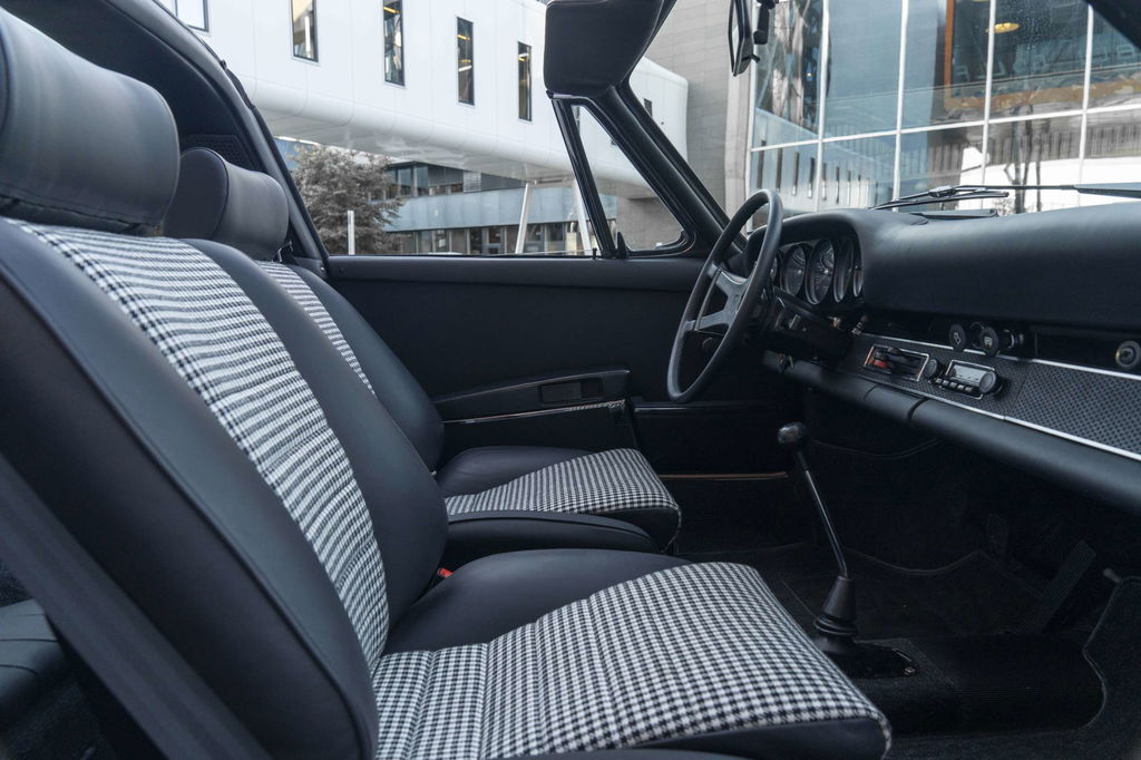 Porsche 911 S (F-Modell)