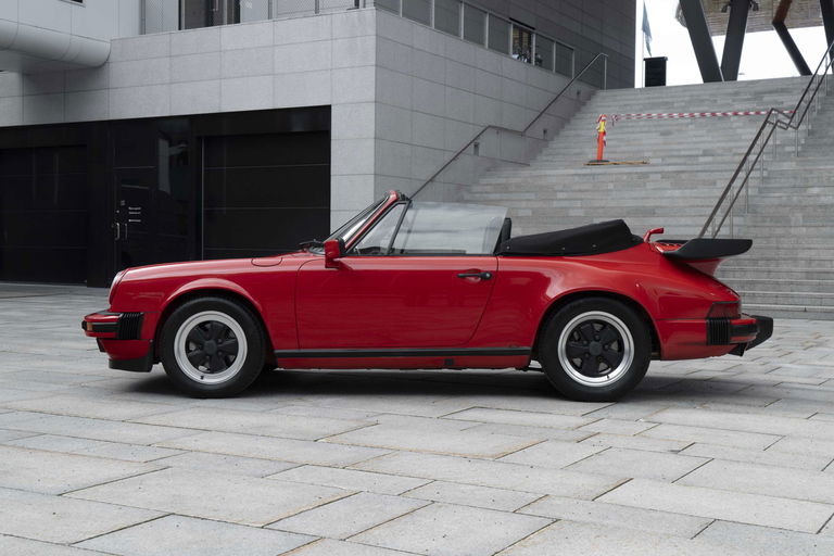 Porsche 911 Carrera 3.2