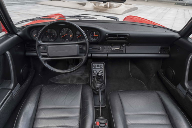 Porsche 911 Carrera 3.2