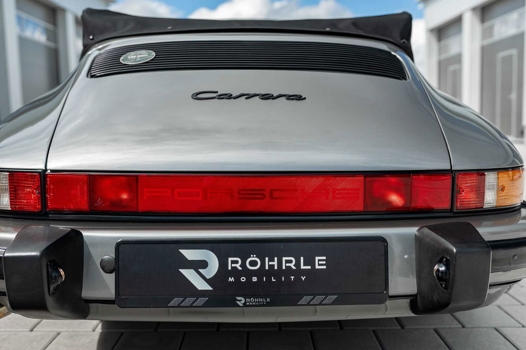 Porsche 911 Carrera 3.2