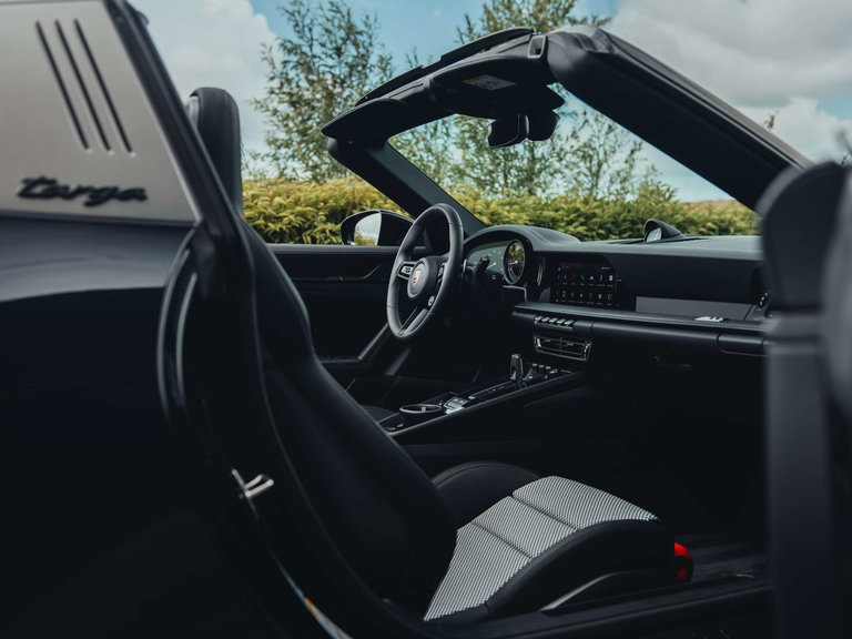 Porsche 992 Edition 50 Jahre Porsche Design