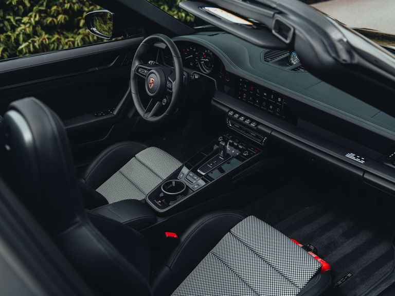 Porsche 992 Edition 50 Jahre Porsche Design