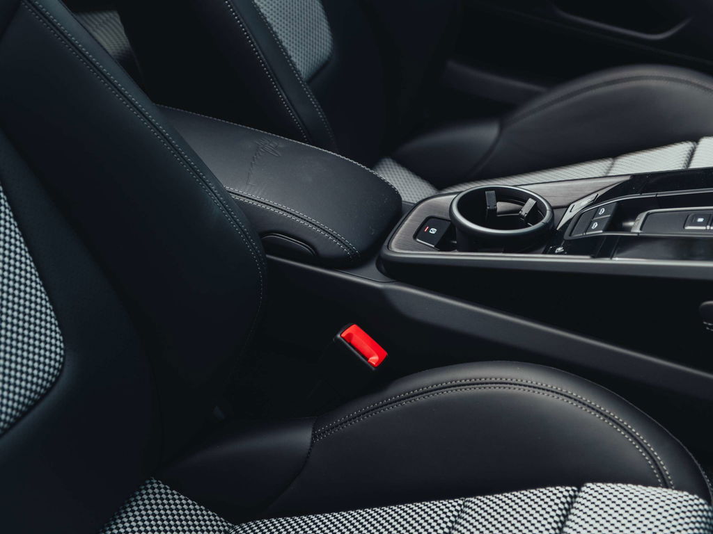 Porsche 992 Edition 50 Jahre Porsche Design