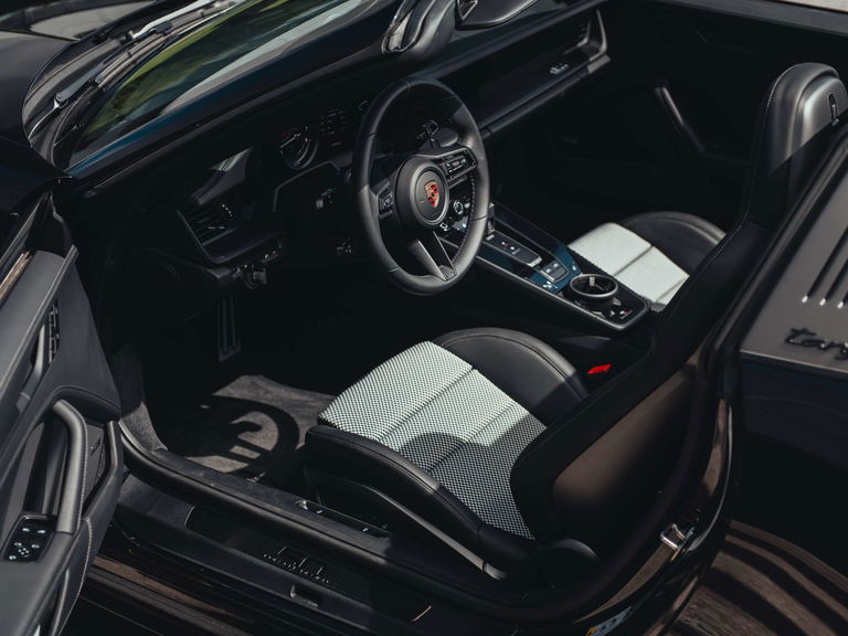 Porsche 992 Edition 50 Jahre Porsche Design